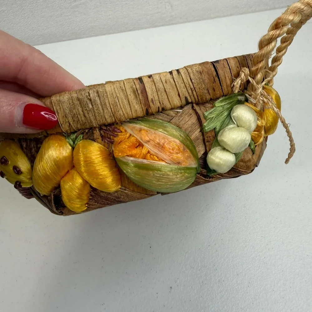 Vintage Woven Straw Basket Mushrooms‎ Vegetable Fruit Raffia Philippines Boho